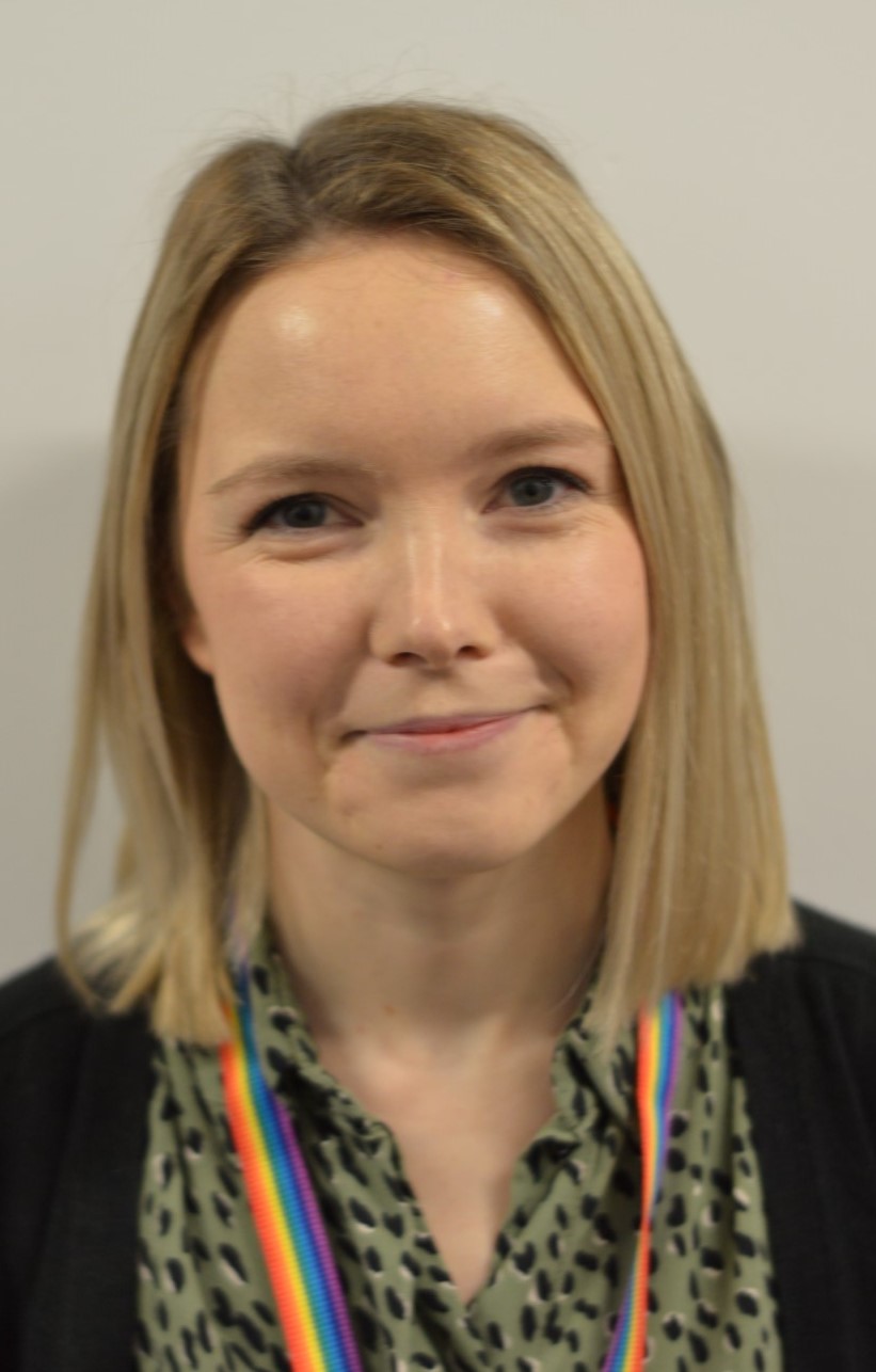Headshot image of Hannah Dunning smiling